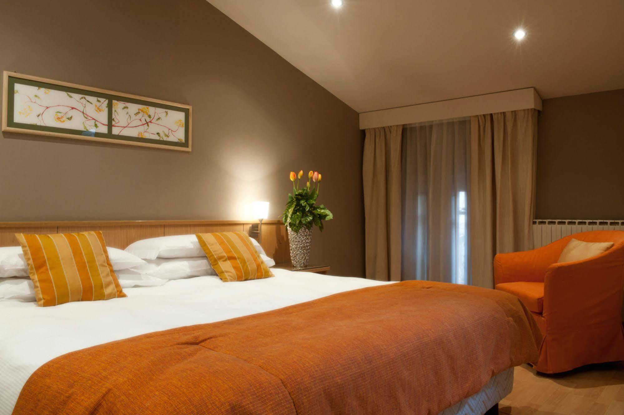 Hotel Due Pini Formigine Ngoại thất bức ảnh